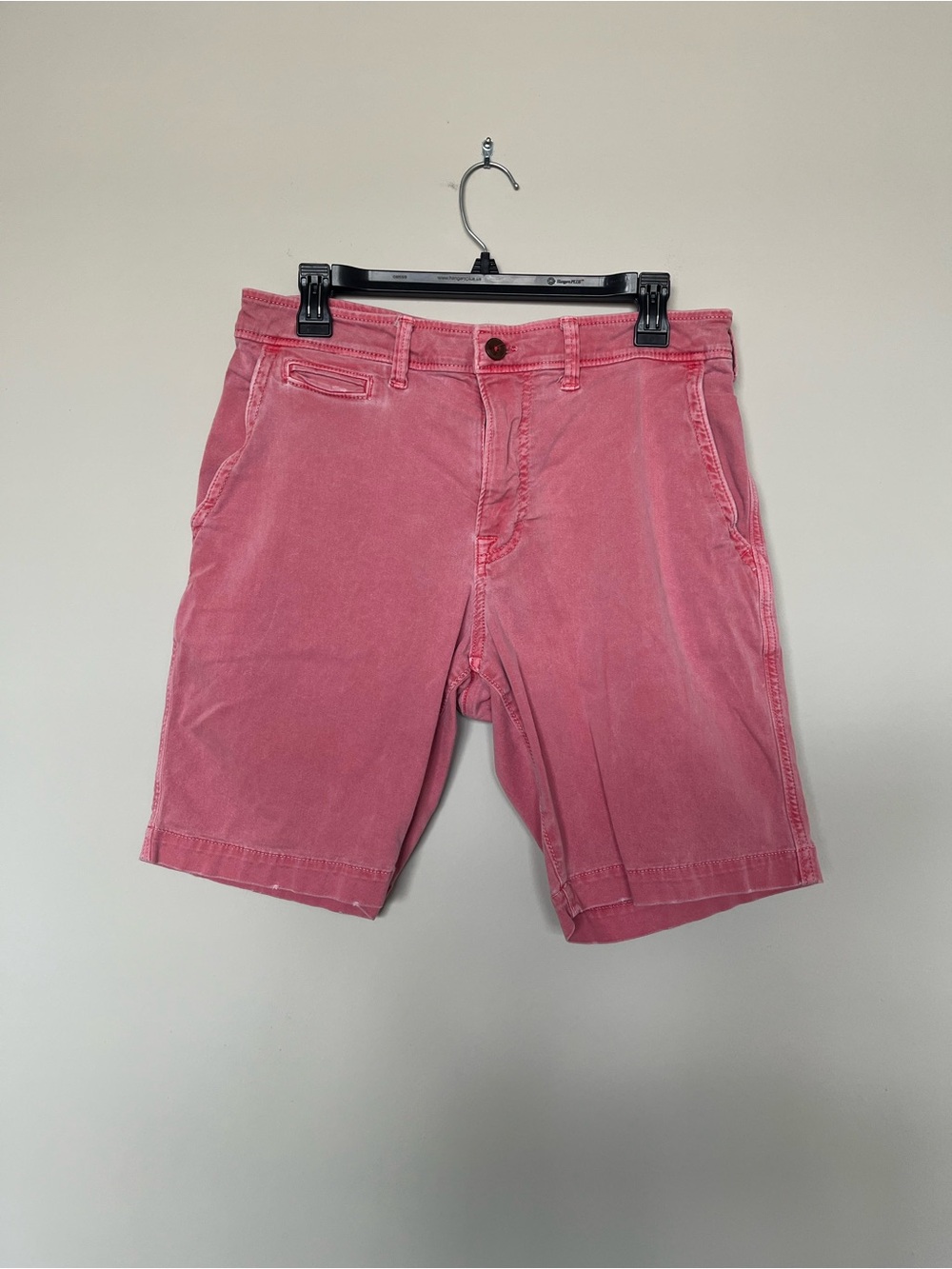 Men's American Eagle Faded Pink Shorts